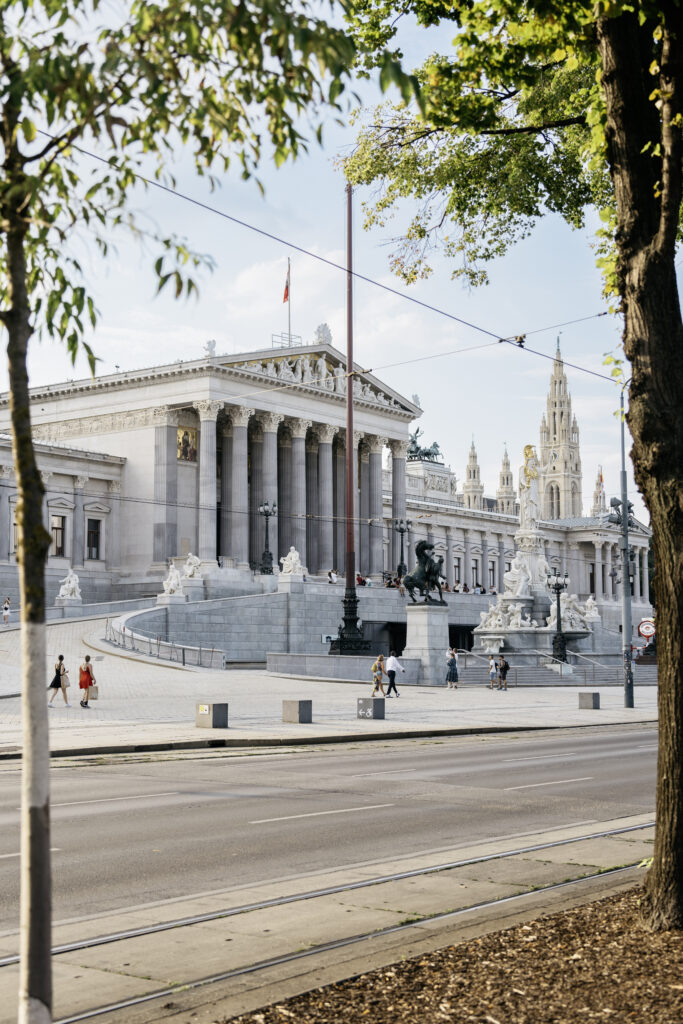 Ringstraße, Parlament / Ringstrasse, Parliament