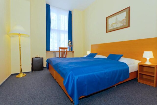 CZ_Prag_Adeba_double