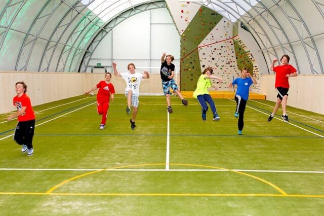 jugendhotel-carinth-sporthalle