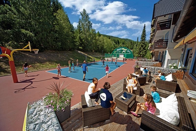 jugendhotel-carinth-sportplatz