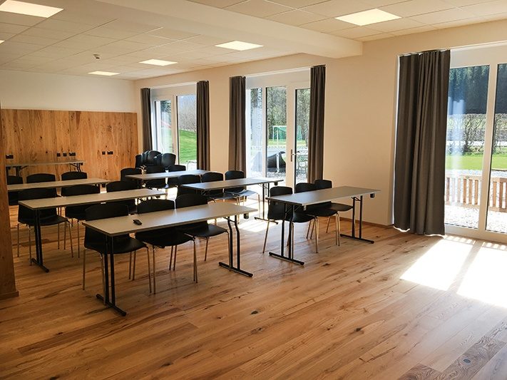 jugendhotel-lindenhof-seminarraum