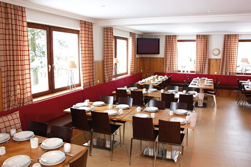 jugendhotel-lindenhof-speisesaal