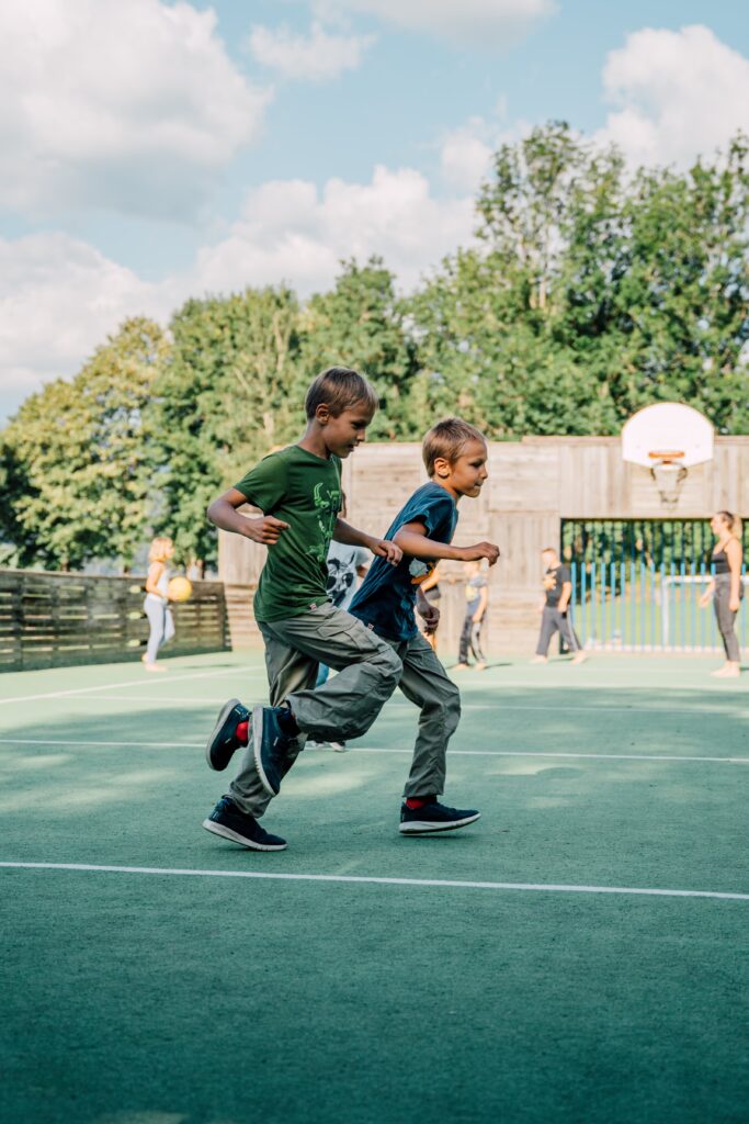 jugendhotel-simonyhof-sommer-funcourt