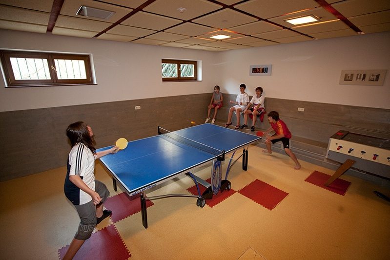 jugendhotel-simonyhof-tischtennis