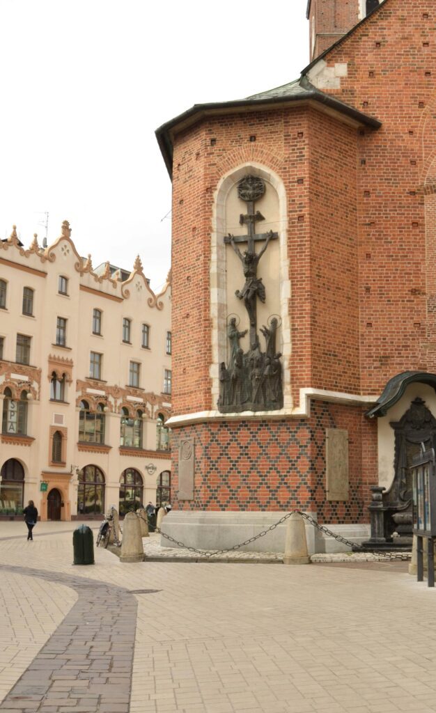 stadtereisen-polen-krakau-helen-browne-YDGh5czZ8ms-unsplash