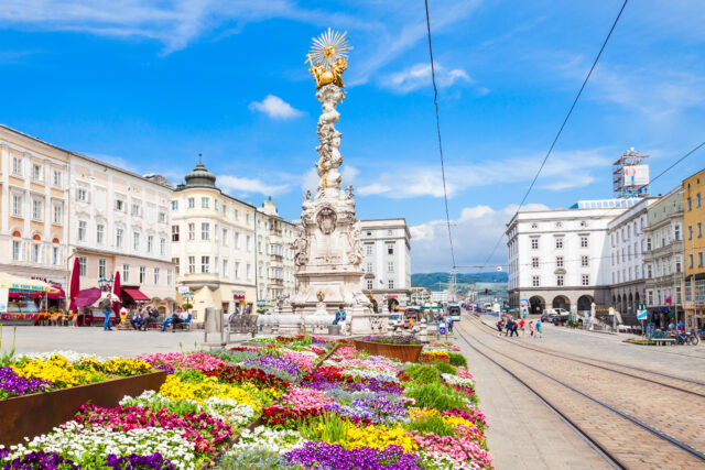 Linz,,Austria,-,May,15,,2017:,Holy,Trinity,Column,On