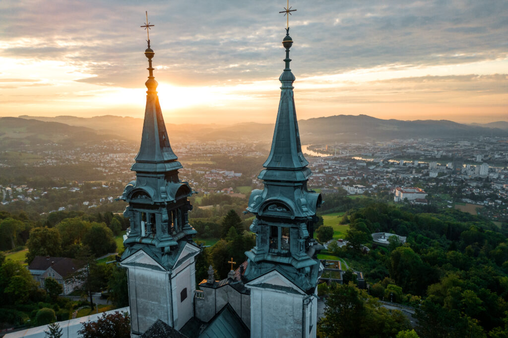 Drohnenaufnahmen vom Pöstlingberg während Fotowalk.