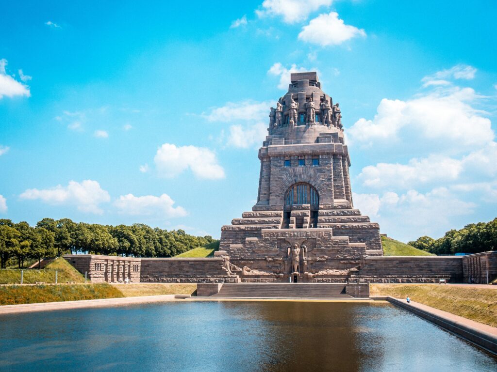 staedtereise-deutschland-leipzig-leipzig-tours-voelkerschlachtdenkmal-unsplash