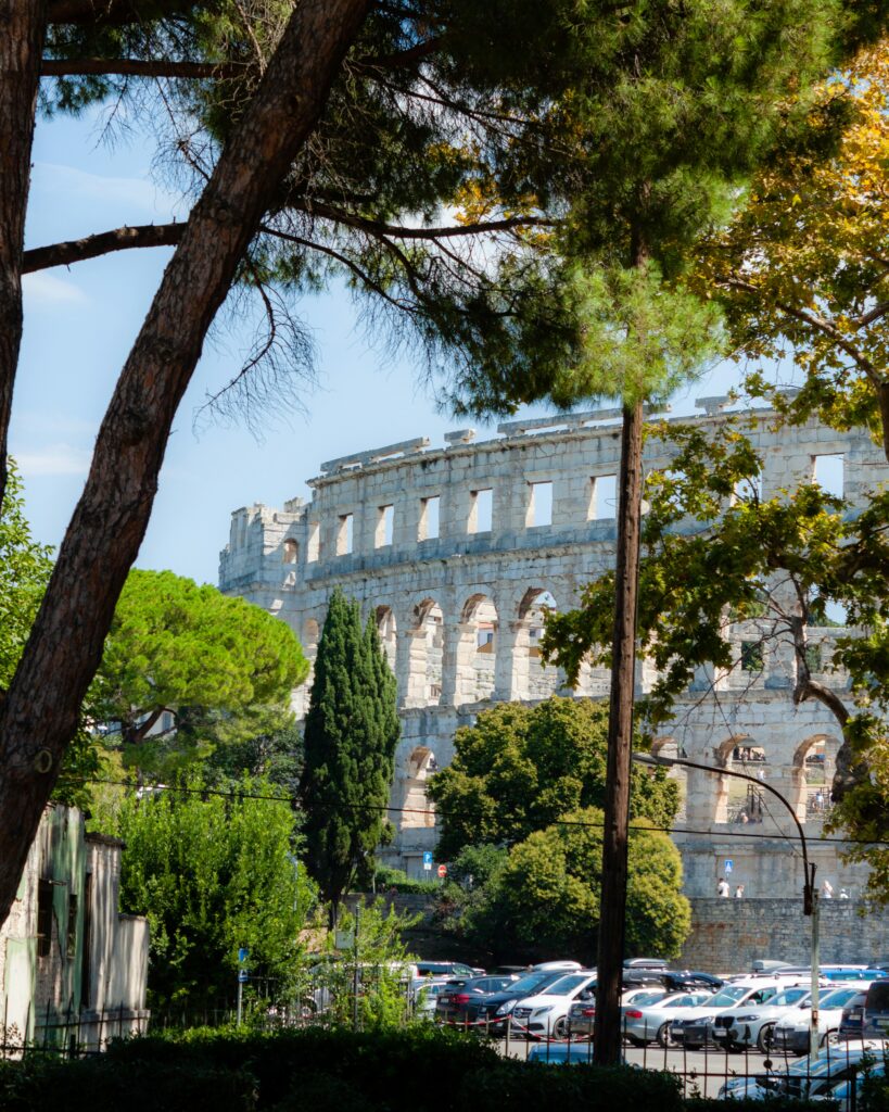staedtereise-kroatien-istrien-pula-dominik-puskas-5j_pQ5tc8yQ-unsplash-1