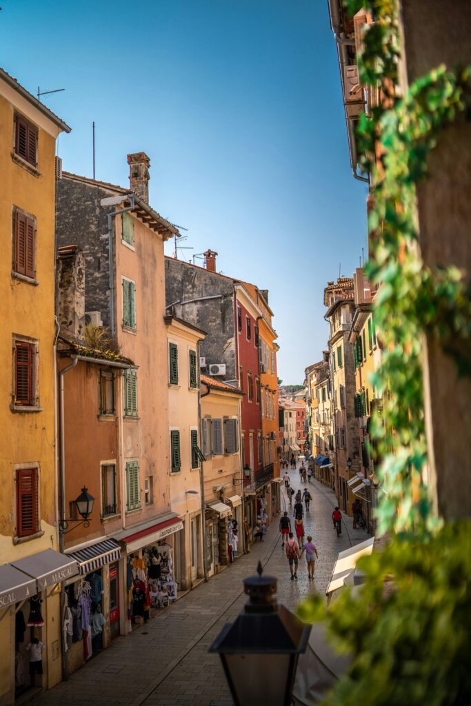 staedtereise-kroatien-istrien-rovinj-haris-suljic-5YaUR8sHSvs-unsplash