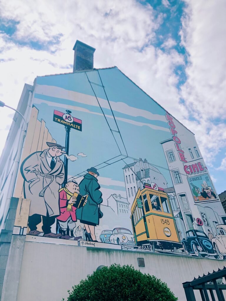 staedtereisen-belgien-bruessel-streetart-j-torres-yzKPvcv2L4M-unsplash