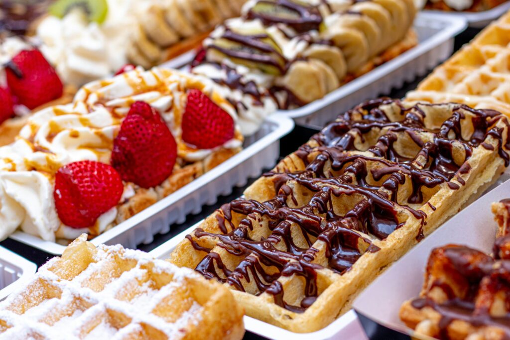 staedtereisen-belgien-bruessel-waffeln-robby-mccullough-ieBE8fYsiJI-unsplash