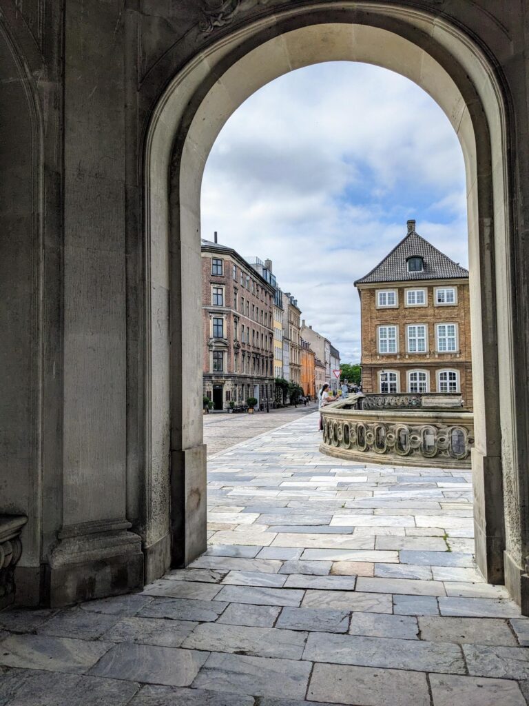 staedtereisen-daenemark-kopenhagen-altstadt-