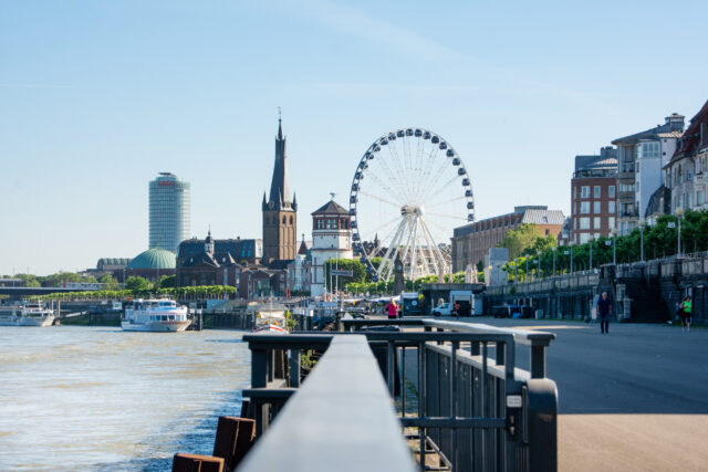 Rheinuferpromenade