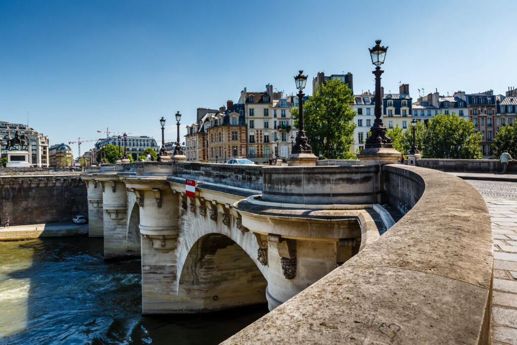 staedtereisen-frankreich-paris_147796664