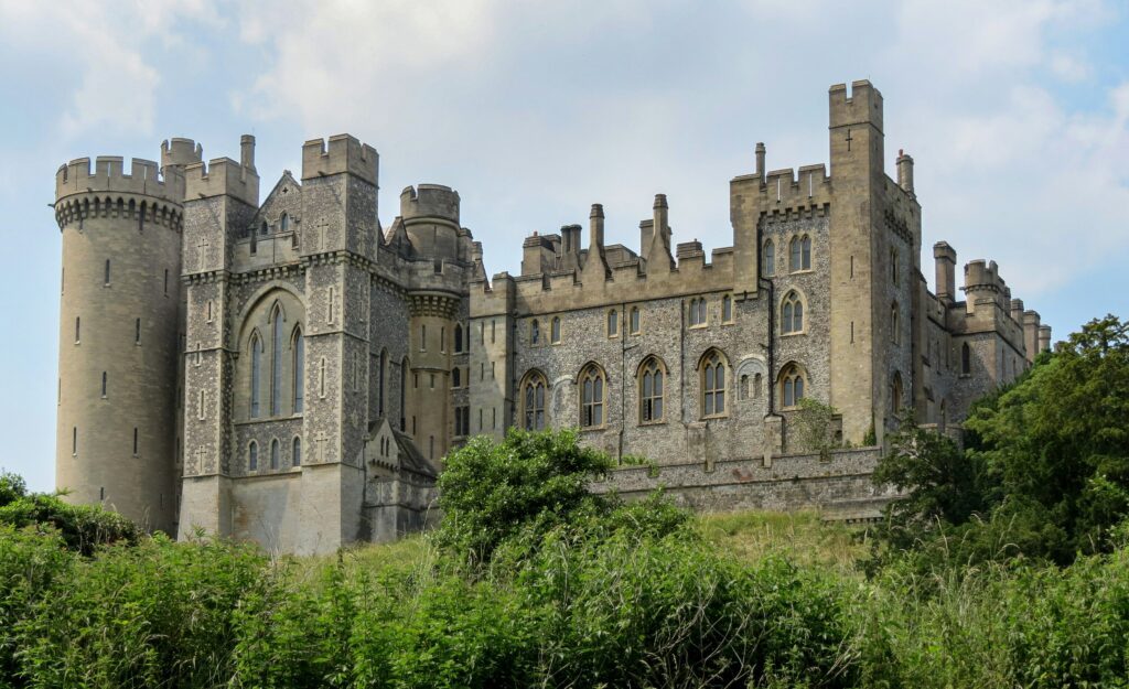 staedtereisen-grossbritannien-brighton-ray-harrington-arundel-castle-unsplash