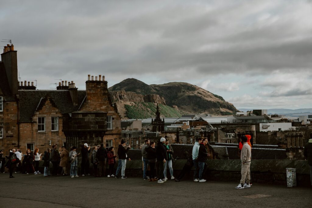 staedtereisen-grossbritannien-edinburgh-filiz-elaerts-unsplash
