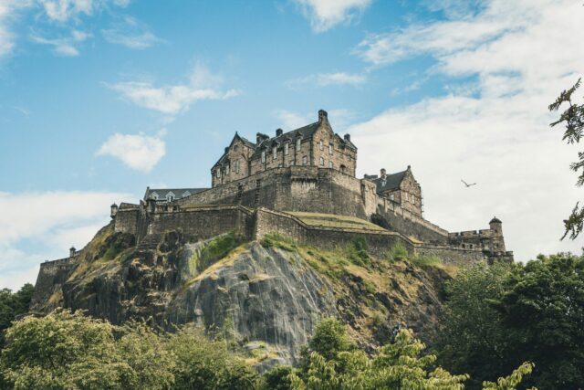 staedtereisen-grossbritannien-edinburgh-jorg-angeli-unsplash