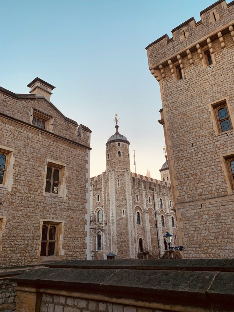 staedtereisen-grossbritannien-london-tower-arturo-ramirez-PI5CTo5xz4k-unsplash-2