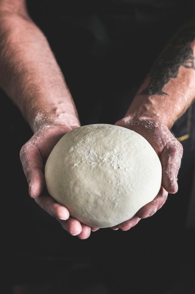 staedtereisen-italien-neapel-pizzabacken-arturrro-4yzEtTQLdL4-unsplash