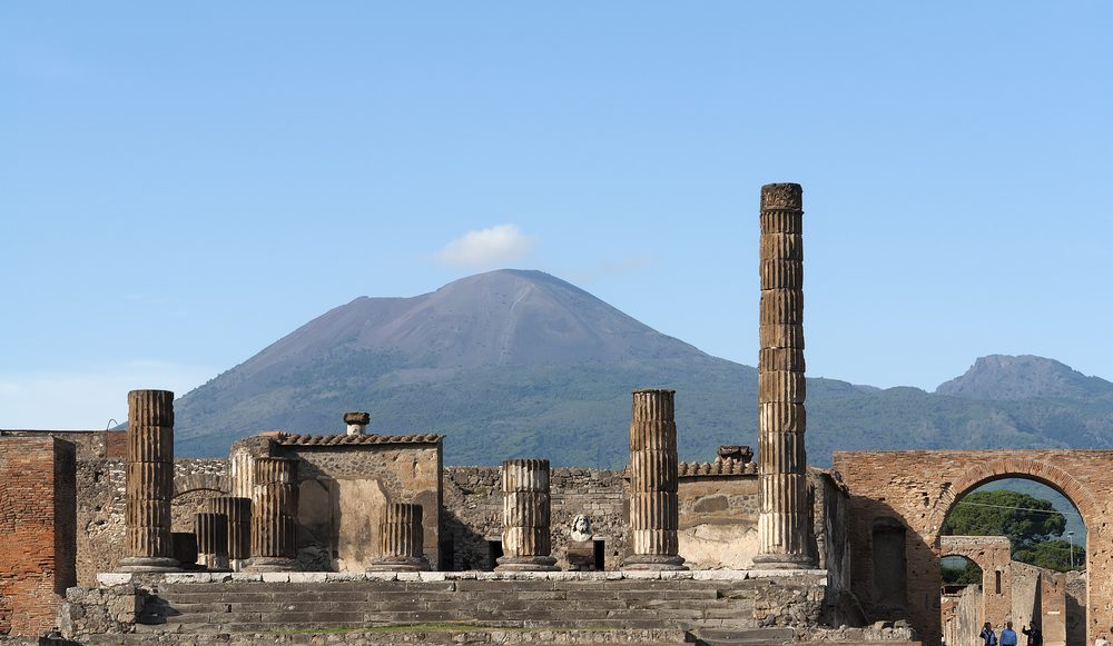 staedtereisen-italien-neapel-pompeji