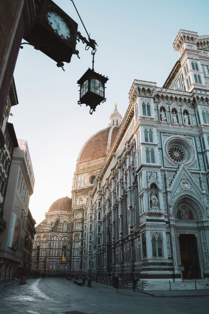 staedtereisen-italien-toskan-florenz-alex-azabache-QSHizbKavt8-unsplash