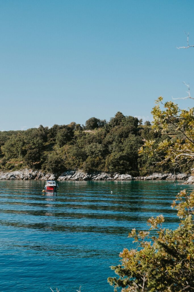 staedtereisen-kroatien-kvarner-golf-meer2-manca-cadez-5Rfjy-D66Ig-unsplash-1