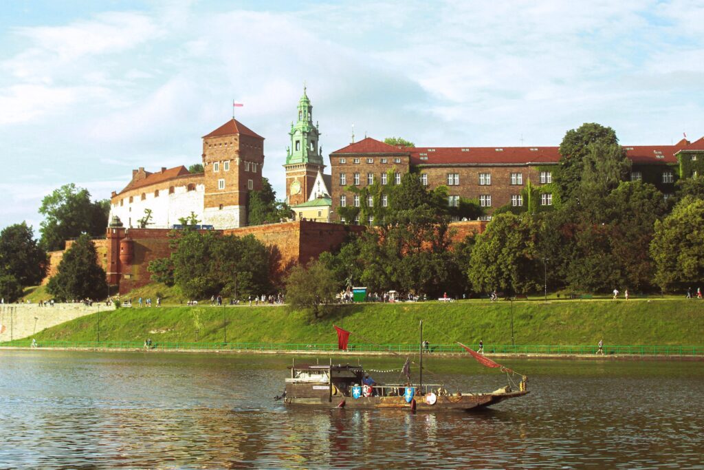 staedtereisen-polen-krakau-kateryna-berdnikova-L400utYqre4-unsplash