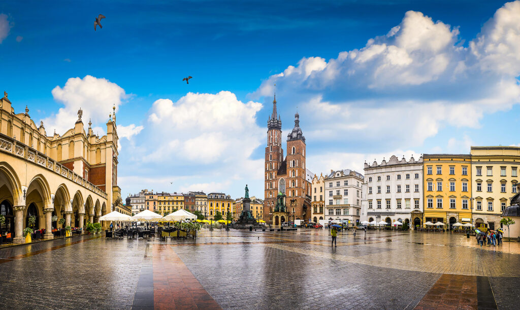 staedtereisen-polen-krakau-zentrum-shutterstock-1