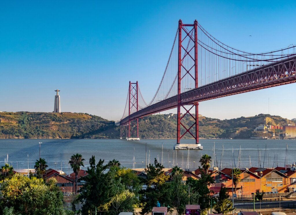 staedtereisen-portugal-lissabon-svetlana-gumerova-gOLCAOuc7iA-unsplash