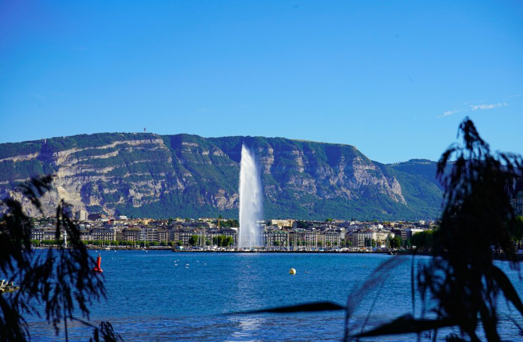 staedtereisen-schweiz-genf-meizhi-lang-kk1ZpooGZqk-unsplash