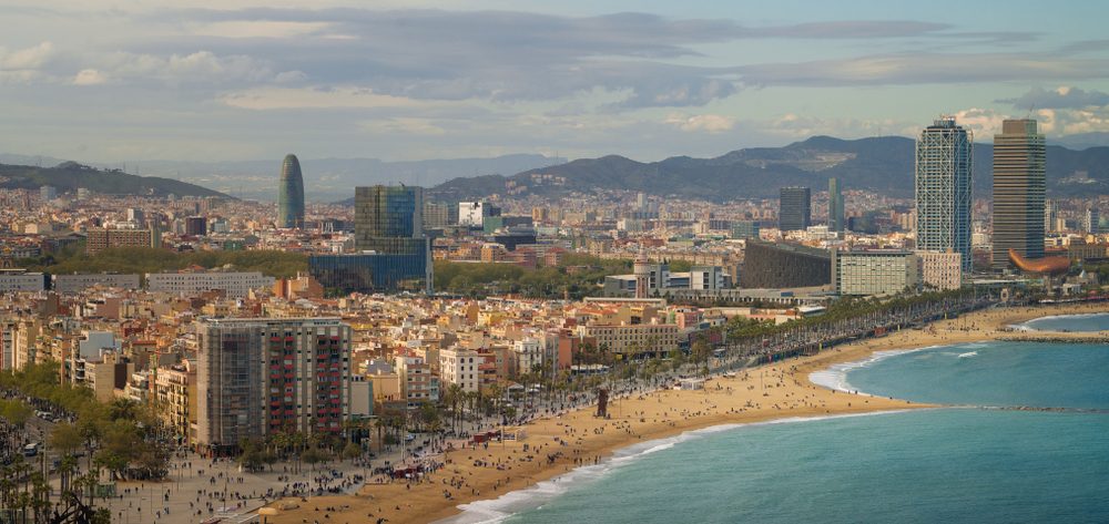 staedtereisen-spanien-barcelona_ES_barcelona_panorama_shutterstock_1075240220