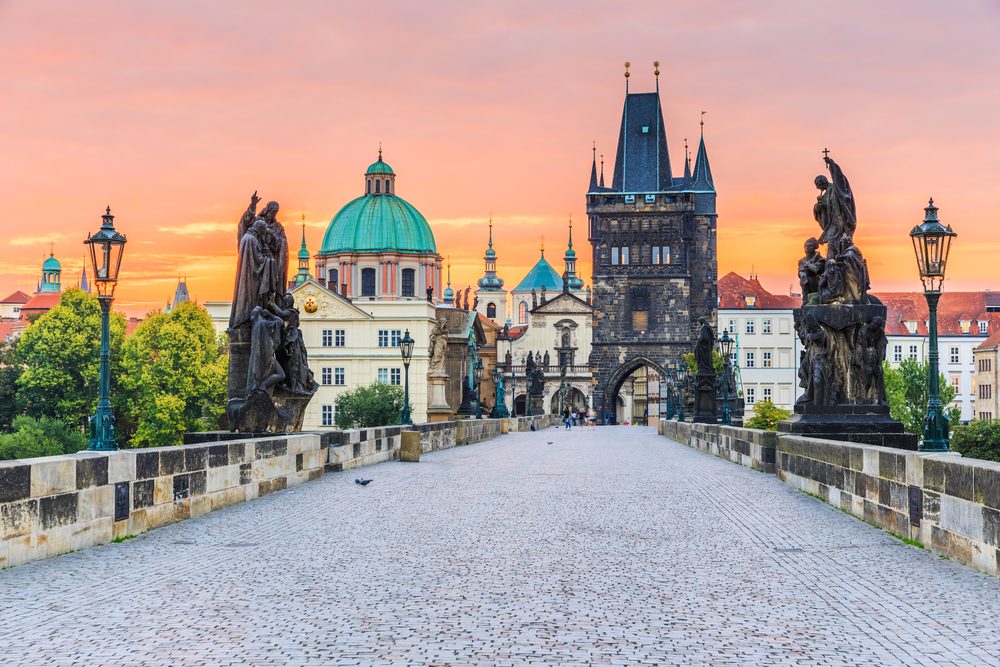 staedtereisen-tschechien-prag_shutterstock