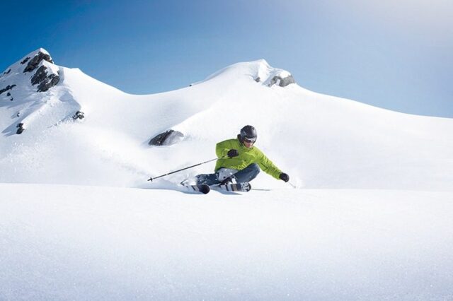 winter-skifahrer-tauernhof