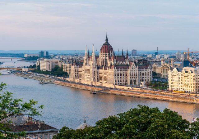 young-austria-ervin-lukacs-sMyQb3i9bNA-unsplash