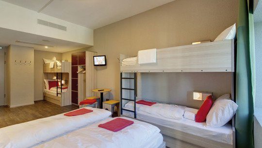 young-austria-staedtereisen-amsterdam-bspUnterkunft-meininger-city-west