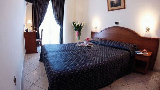 young-austria-staedtereisen-neapel-it_sorrent-hotel-la-ripetta-540x304-1