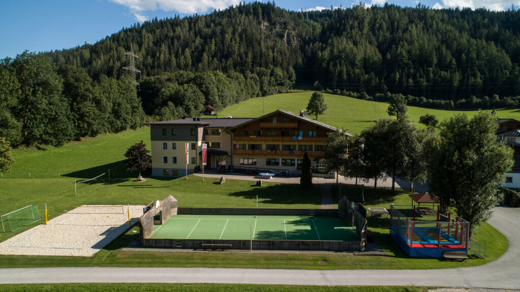 young_austria_Simonyhof_Radstadt_17