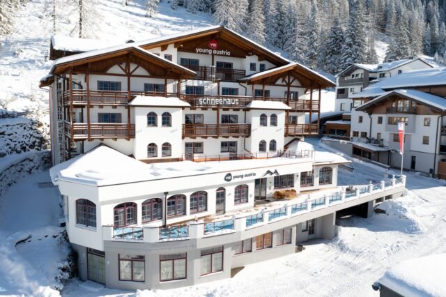young_austria_schneehaus_zauchensee_1-min-scaled-1