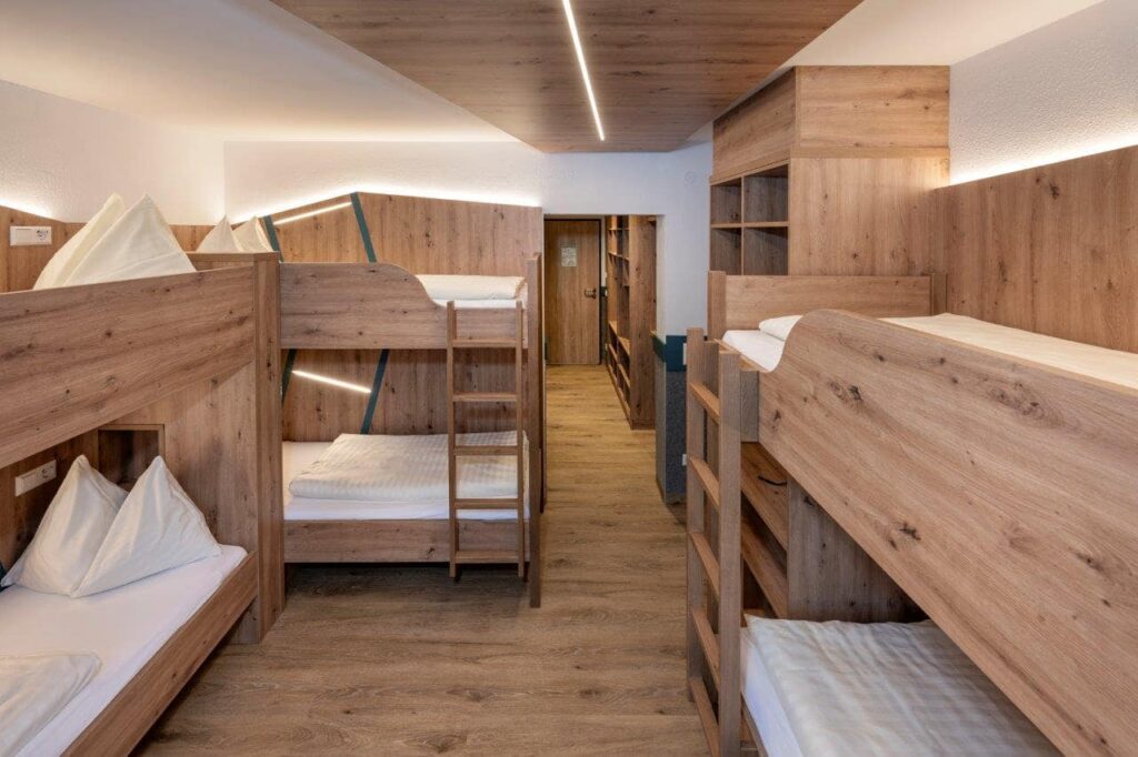 young_austria_tauernhof_obertauern-lorenzmasser8-min