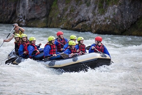 youngaustria-sommersportwoche-rafting