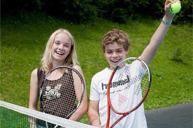 youngaustria-sommersportwoche-tennis