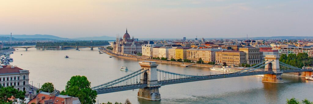 young-austria-staedtereisen-budapest-thomas-winkler-Rxq6wvbPuJI-unsplash