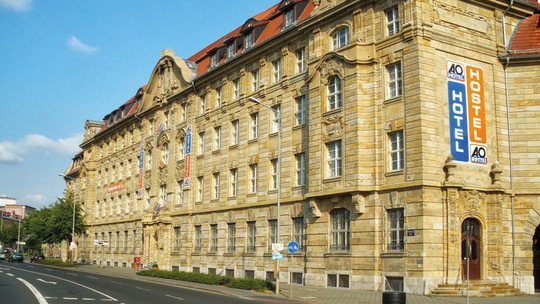 young-austria-staedtereisen-dresden-de_leipzig-a-und-o-hauptbahnhof-540x304-1