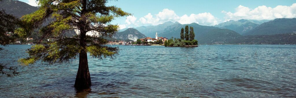 young-austria-staedtereisen-gardasee-thijs-kennis-Dp1hlU30ibs-unsplash
