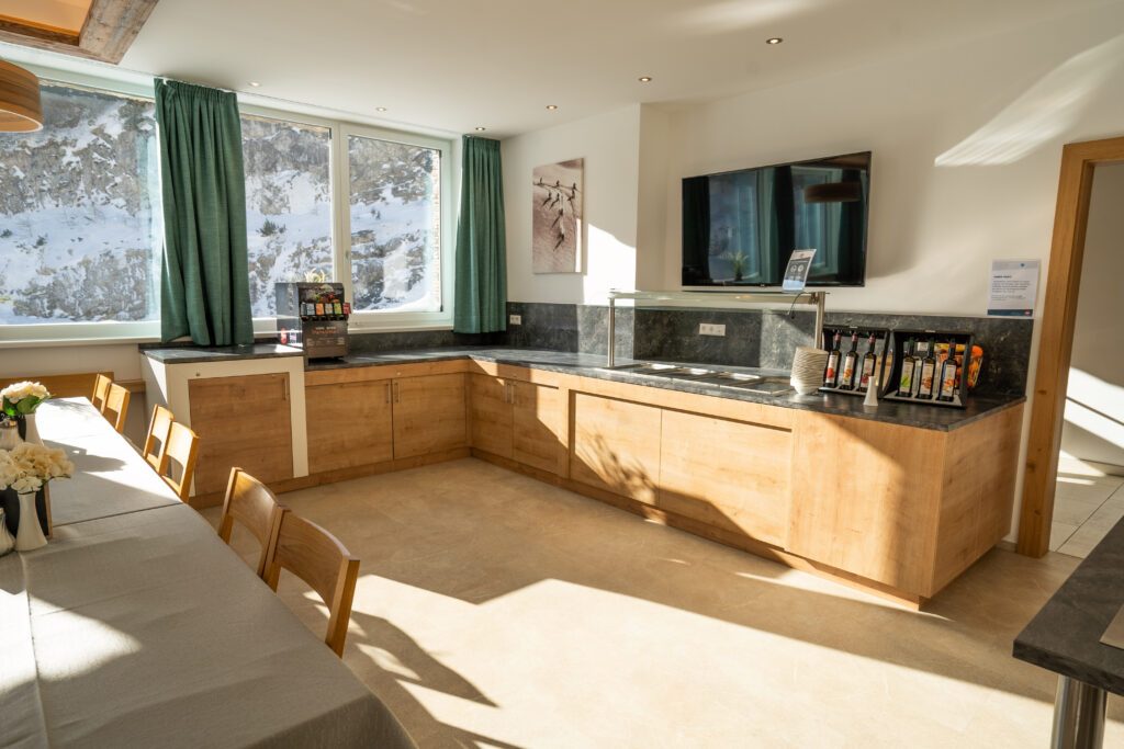 youngaustria-erlebnisgaestehaeuser-schaidberg-obertauern-buffet