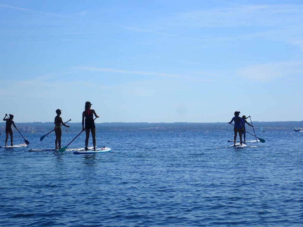 staedtereisen-spanien-mallorca-miriam-pastor-stand-up-paddle-FTPM365