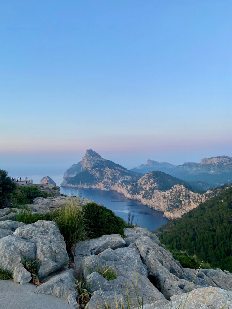staedtereisen-spanien-mallorca-waseem-ahmad-LgeC9cctgDI